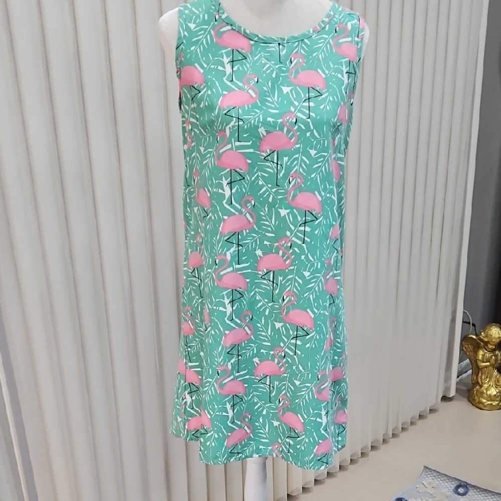Nwt Ingear Resort Green and Pink flamingo Dress
